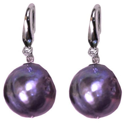 Zoetwater parel oorbellen met grote zwarte parel, stras steentje en sterling zilver 925, vooraanzicht | Bling Kasumi Dark Pearl