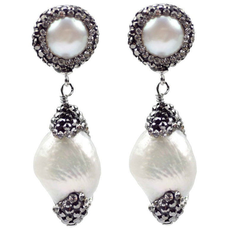Zoetwater parel oorbellen met stras steentjes, vooraanzicht | Double Bling Baroque Pearl