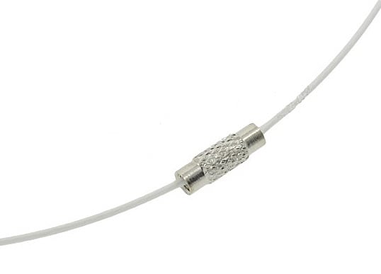 Slotje van mother of pearl parelketting met oud roze parel | Wire Shiny Ball Pink