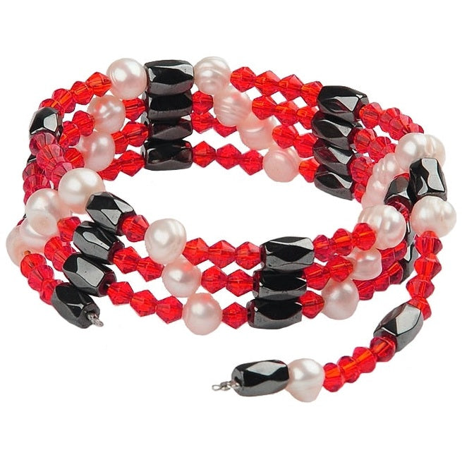 Zoetwater parel wikkel armband met edelsteen magnetiet en rood kristal ook te dragen als parel armband | Pearl Red Crystal Magnetite Wrap