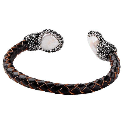 Wit zoetwater parel armband met stras steentjes en bruin gevlochten leer, achterzijde | Bright Pearl Brown Leather Bangle