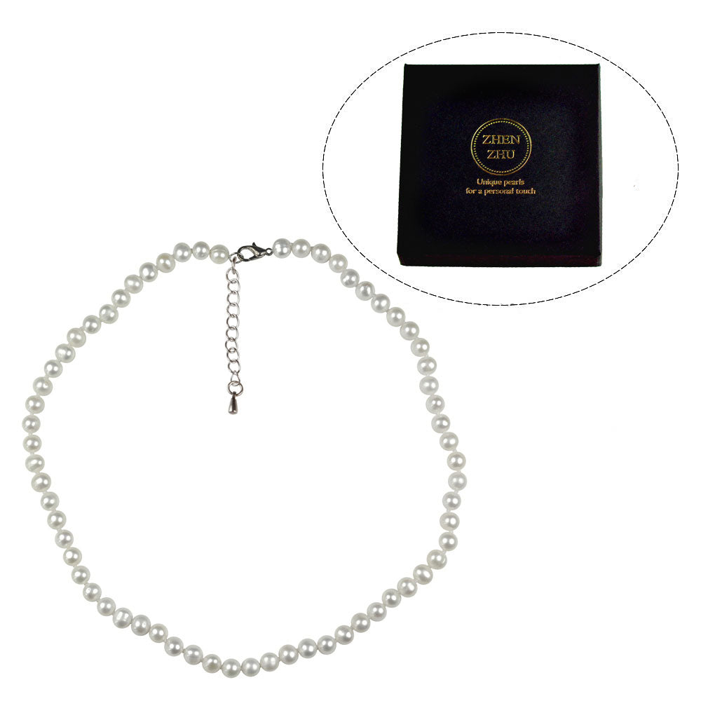 Handgeknoopte witte zoetwater parelketting met sterling zilver (925) in sieradendoosje | Cadeau set zoetwater parelketting Bella