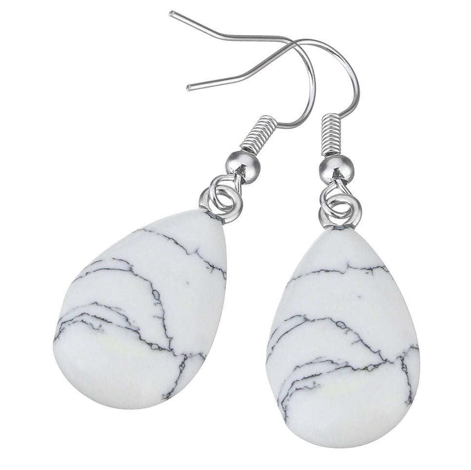 Witte edelstenen oorbellen met howliet en sterling zilver (925), schuin | Howlite Drop