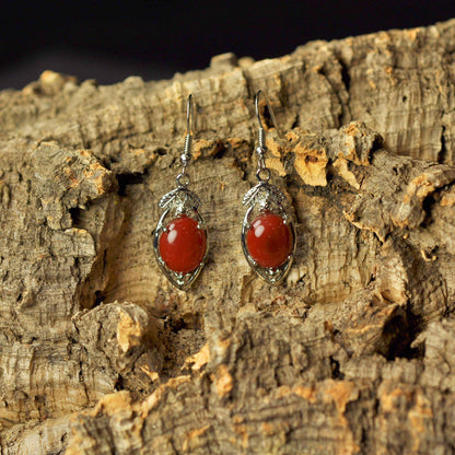 Edelstenen oorbellen met rode agaat en sterling zilver (925), hangend aan schors | Red Agate Leaf
