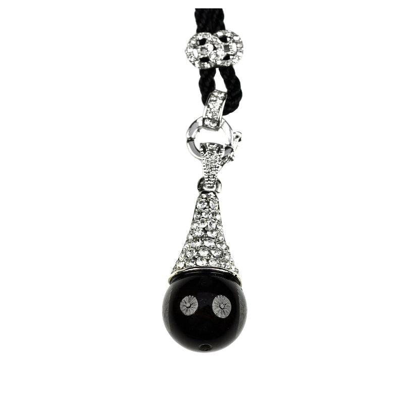 Detail van zwarte edelstenen ketting met stras stenen en zwarte agaat | Bling Black Agate Bling