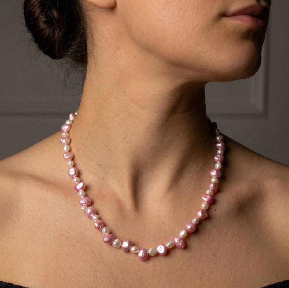 Handgeknoopte zoetwater parelketting met witte en roze parels en sterling zilver (925) | Philou
