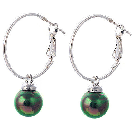 Mother of pearl parel oorbellen met zwarte groen parel aan een creool | Hope Black