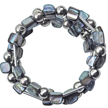 Grijs parelmoeren wikkelarmband, bovenaanzicht | Wrap Shell Grey