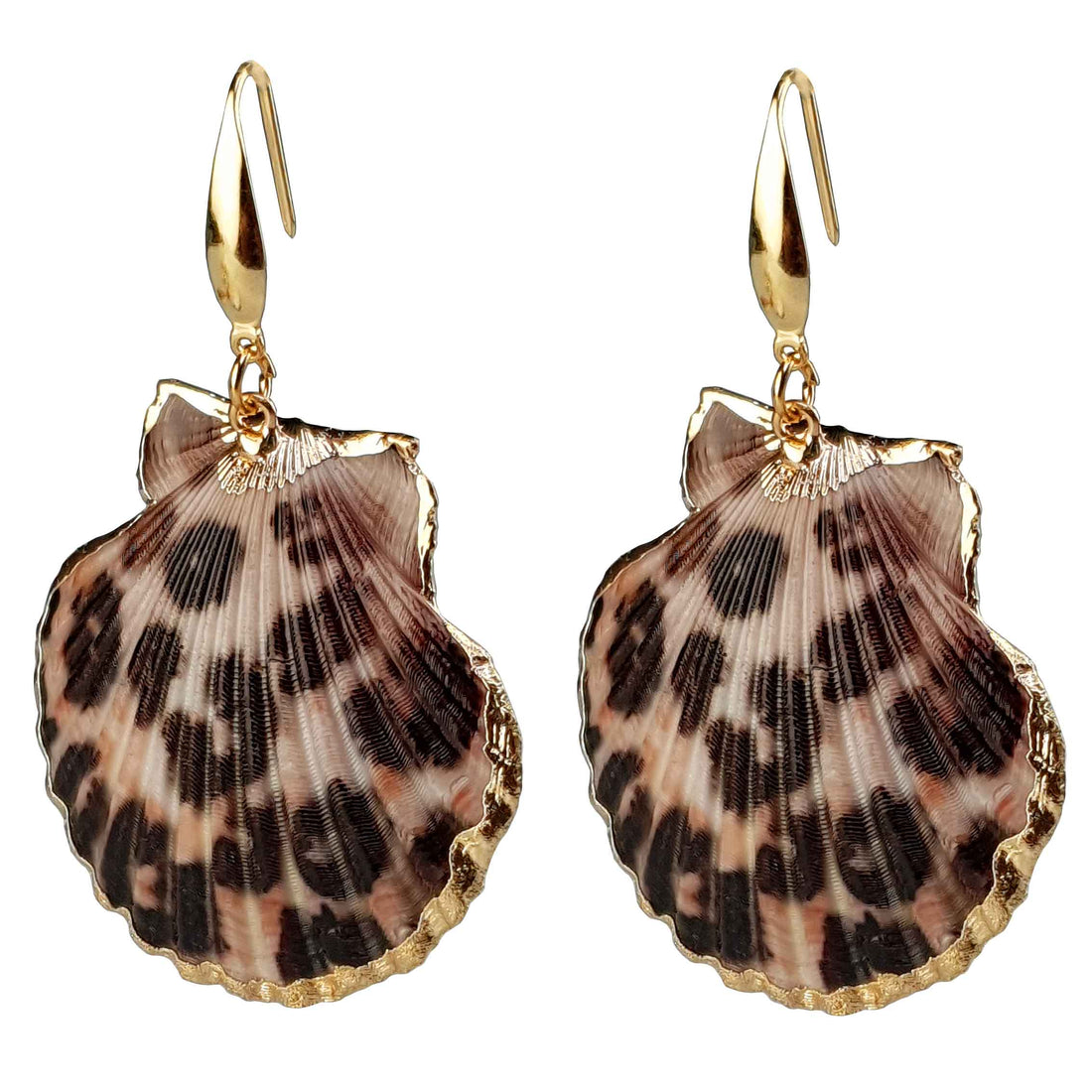 Grote schelpen oorbellen met bruine Shell schelp met panter motief en goud edelstaal | Gold Sea Shell Panther
