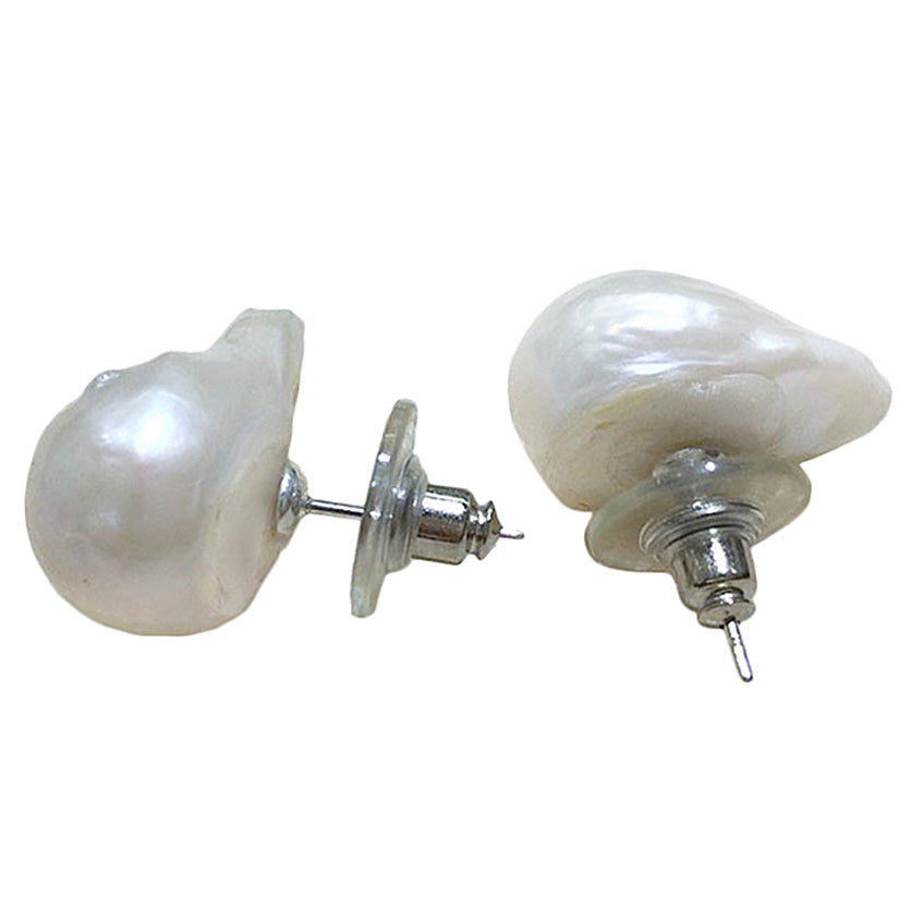 Grote witte zoetwater parel oorbellen met sterling zilver (925) zijaanzicht | Big Nucleated White Pearl