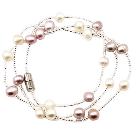 Zoetwater parel armband met witte, zalm en roze parels en magneetslot | Pearl Wrap