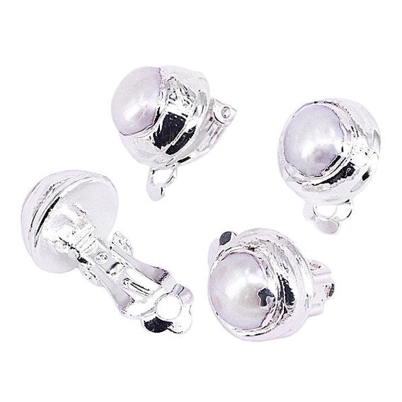 Witte zoetwater parel clips oorbellen met zilvern rand, open parel clips oorbellen | One Silver Clip Pearl
