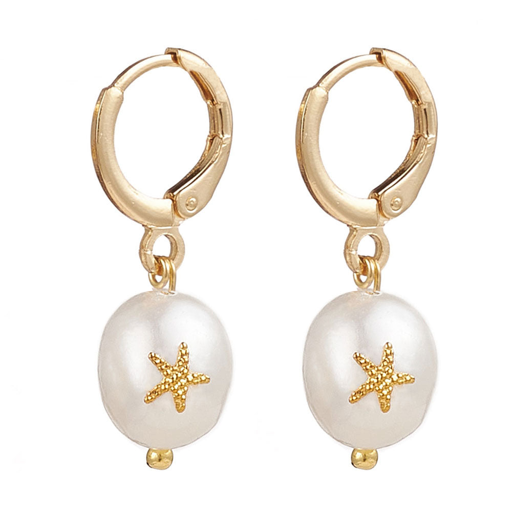 Witte zoetwater parel oorbellen met gouden zeester  met oorringen | Gold Pearl Starfish