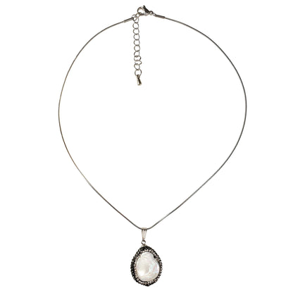 Zoetwater parelketting met witte parel hanger met stras steentjes en zilver edelstaal | Bright Minimal Silver 