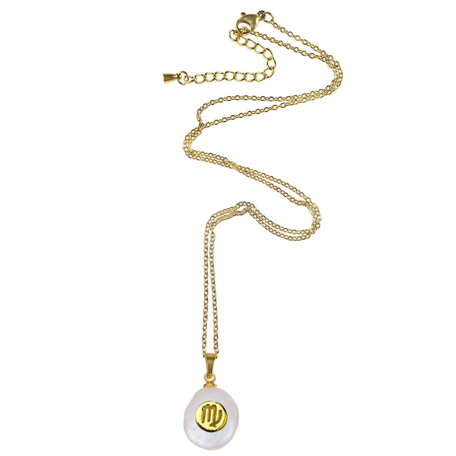 Zoetwater parelketting met witte parel hanger met gouden symbool van sterrenbeeld maagd en goud edelstaal liggend | Gouden Sterrenbeeld Maagd