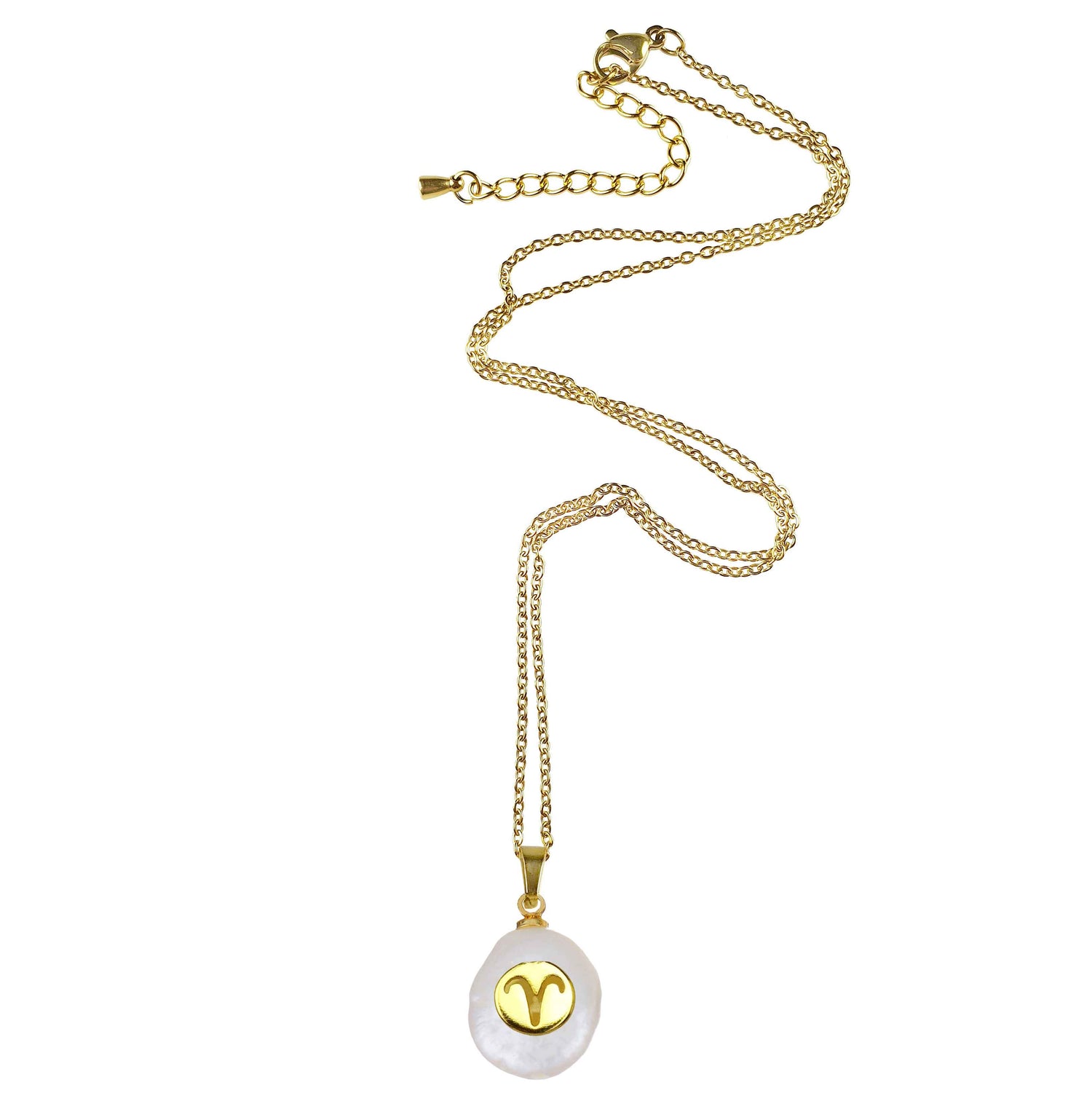 Witte zoetwater parelketting met parel hanger en symbool van sterrenbeeld Ram en goud edelstaal liggend | Gouden Sterrenbeeld Ram