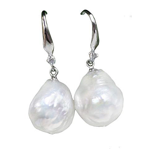 Witte zoetwater parel oorbellen met sterling zilver(925) vooraanzicht | Bling Kasumi White Pearl