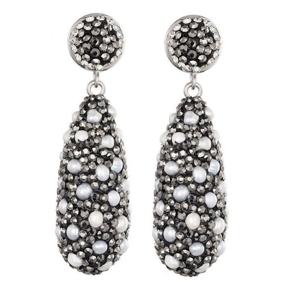 Lange zoetwater parel oorbellen met kleine witte pareltjes en stras steentjes | Bright Long Pearl Dots
