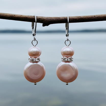 Roze zoetwater parel oorbellen met sterling zilver (925) hangend aan takje | Conny Bling Pink