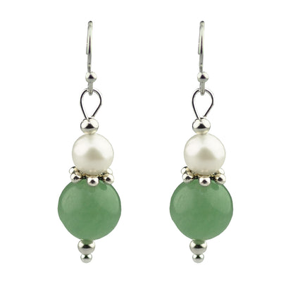 Witte zoetwater parel oorbellen met aventurien en sterling zilver (925) vooraanzicht | Amilia Green Aventurine