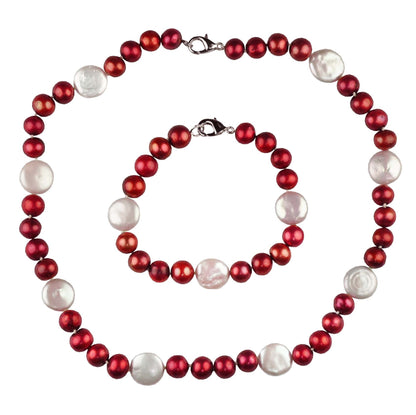 Handgeknoopt zoetwater parel set bestaande uit een parelketting en een parel armband met rode en witte parels | Ruby