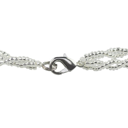 Slotje van witte zoetwater parelketting met glaskralen | Twine Pearl