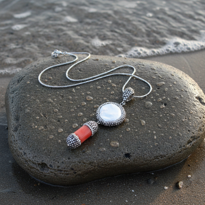 Bright Pearl Coral Two op natte steen