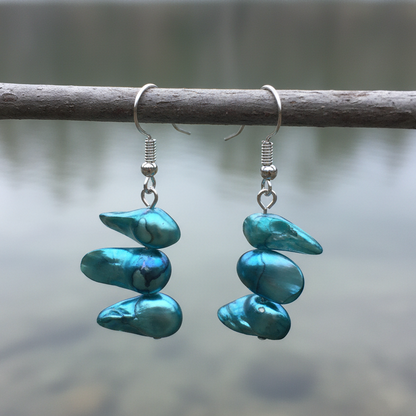 Zoetwater parel oorbellen met aqua blauwe parels en sterling zilver (925) hangend aan takje | set Pearl Blister Aqua Blue (KO)