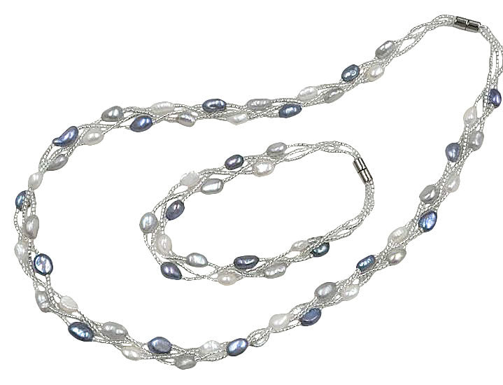 Zoetwater parel set bestaande uit een parelketting en parel armband met witte en grijze parels en magneetslot | set Twine Pearl Grey