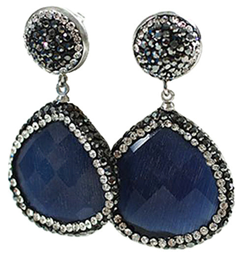 Blauwe edelstenen oorknoppen met kattenoog en stras steentjes vooraanzicht | Bright Dark Blue Cat’s Eye