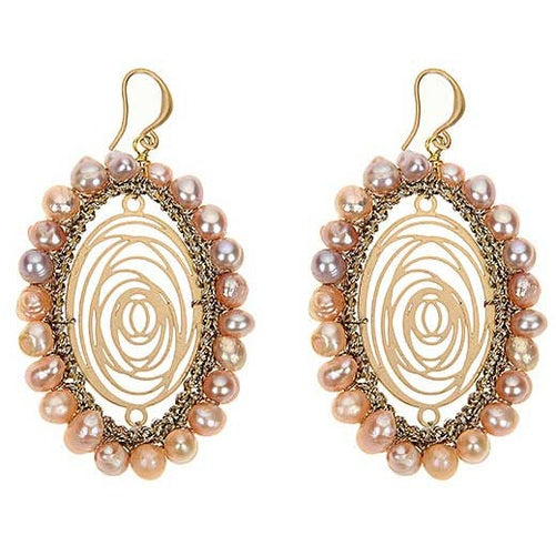 Lange zoetwater parel oorbellen met zalm kleurige parels | Golden Flower Pink Pearl
