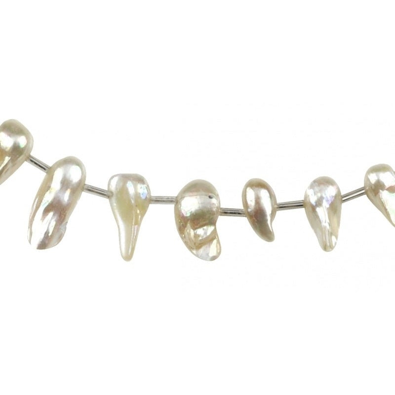 Detail van zoetwater parelketting met witte parels en sterling zilver (925) | Blister Stick AB White