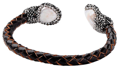 Wit zoetwater parel armband met stras steentjes en bruin gevlochten leer, achterzijde | Bright Pearl Brown Leather Bangle