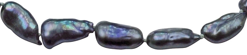 Detail van zoetwater parelketting met bijzondere blauw zwarte parels en sterling zilver (925) | Black Princess