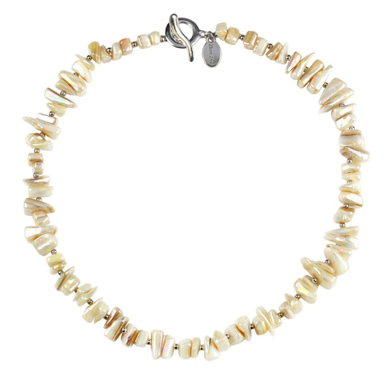 Crème kleurige parelmoeren ketting | Cube AB White