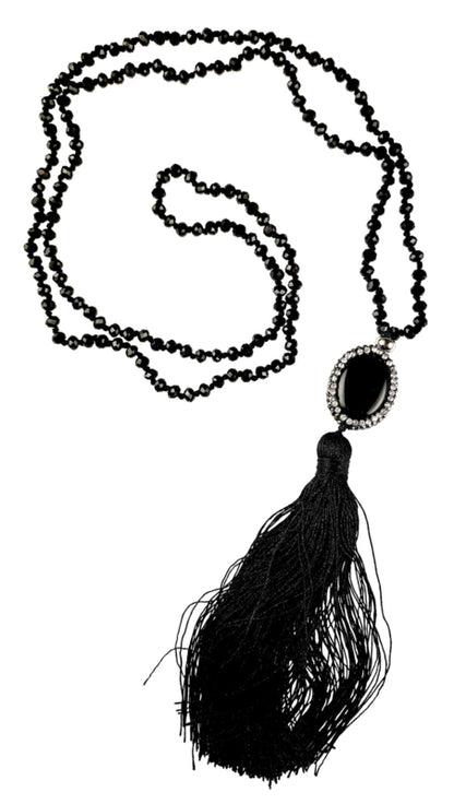 Lange zwarte handgeknoopte edelstenen ketting met agaat, stras steentjes en kwastje | Long Bright Black Agate Tassel