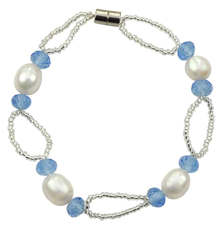 Wit zoetwater parel armband met blauwe kristallen en magneetslotje | Blacio