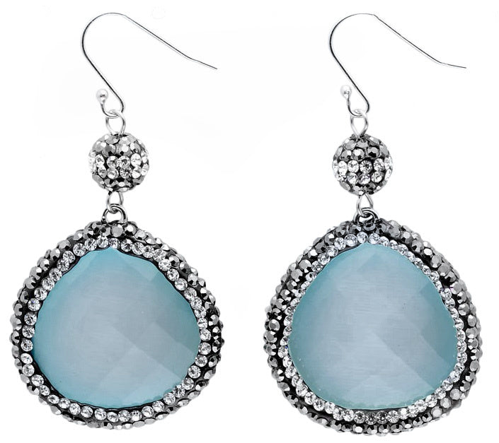 Licht blauwe edelstenen oorbellen met kattenoog, stras steentjes en sterling zilver (925) | Bright Blue Cat’s Eye