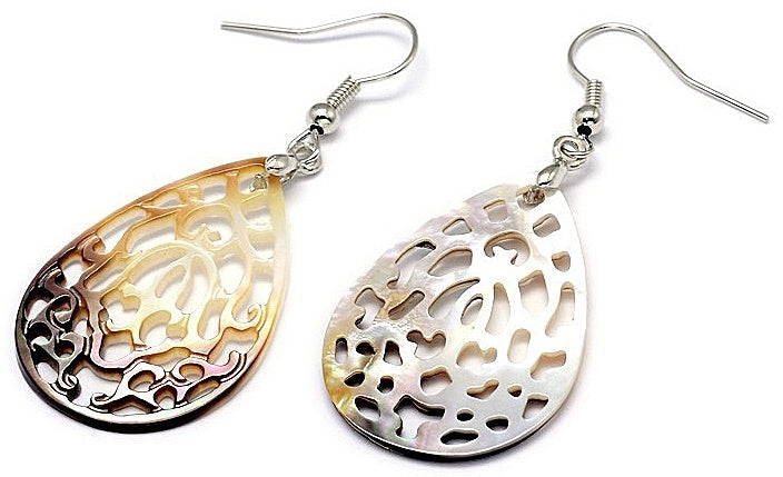 Parelmoeren oorbellen Bohemian Shell Drop B