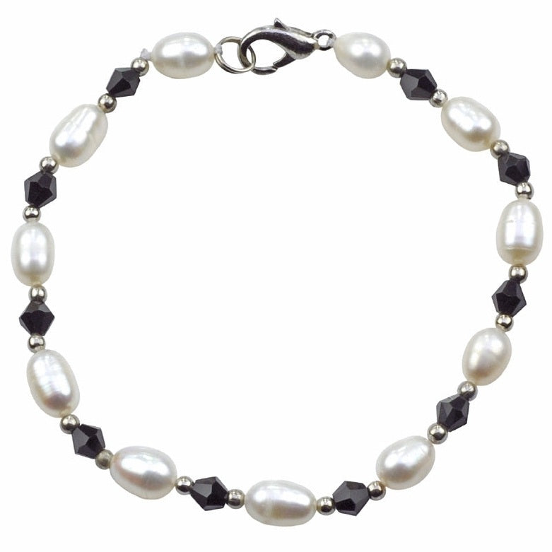 Wit zoetwater parel armband met zwart facet geslepen kristallen | Zami