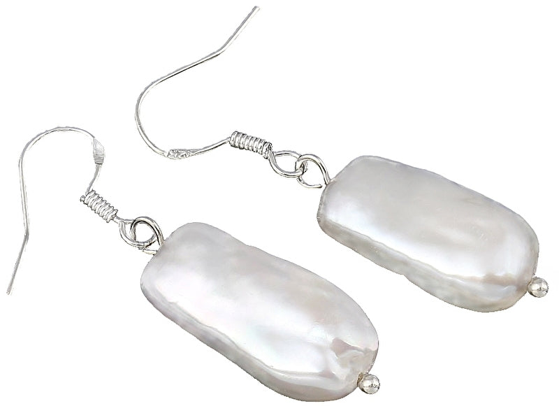 Zoetwater parel oorbellen met witte rechthoekige parels en sterling zilver (925) liggend | Pearl Rectangle Peach