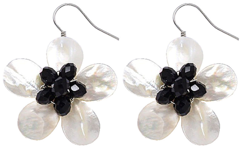 Witte parelmoeren bloem oorbellen met edelstalen oorbelhaakjes | White Shell Flower Back Crystal
