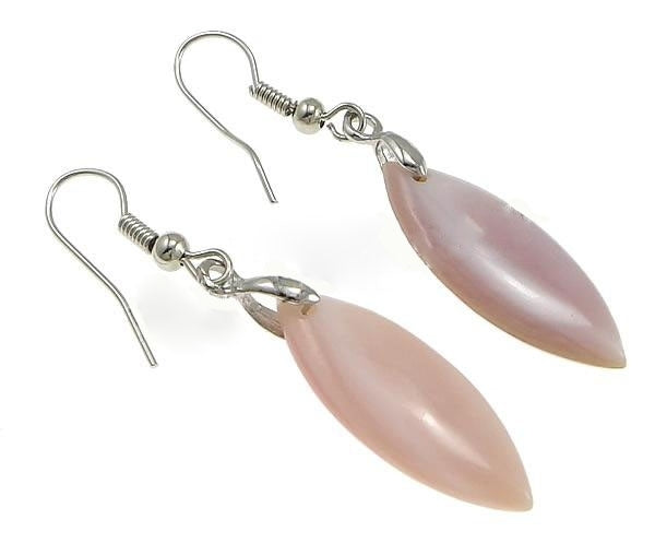 Roze parelmoeren oorbellen met sterling zilver (925), zijaanzicht | Pink Shell