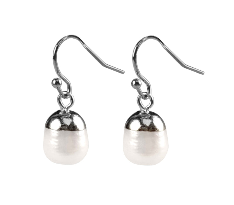 Witte zoetwater parel oorbellen met zilver edelstaal | Silver Dip White Pearl