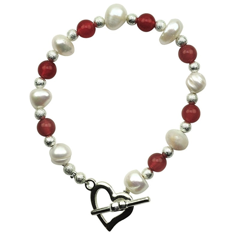 Wit zoetwater parel armband met rode agaat en hartjes slotje | Pearl Heart Red Agate