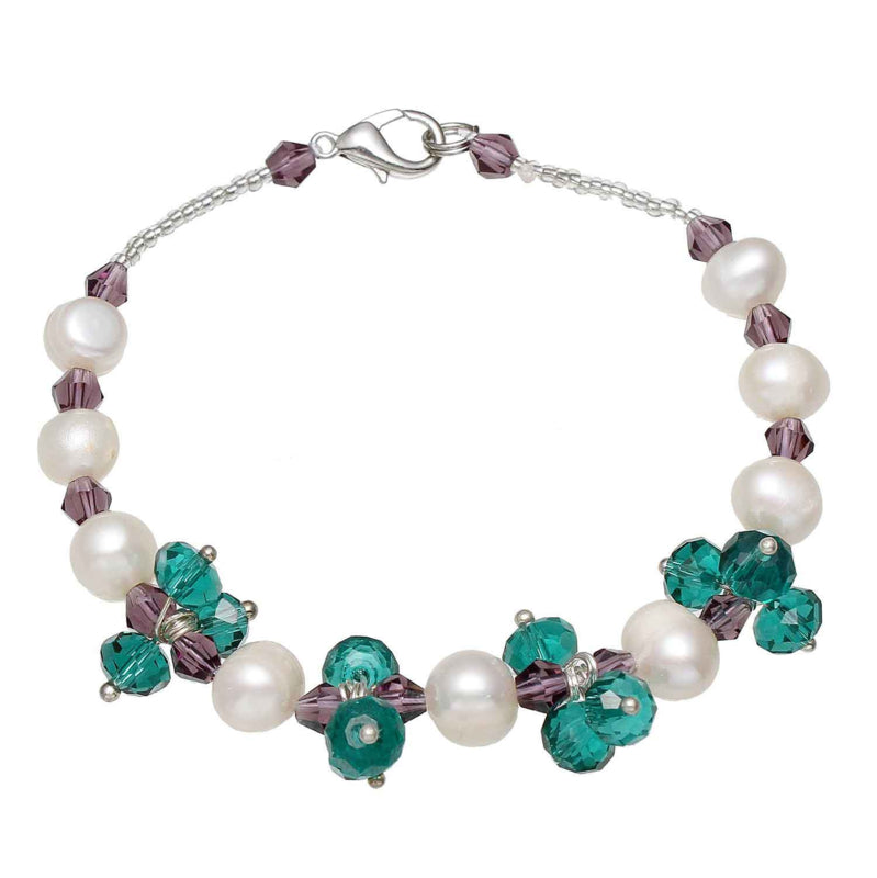 Wit zoetwater parel armband met groene en oud roze facet geslepen kristallen, vooraanzicht | Pearl green Crystal