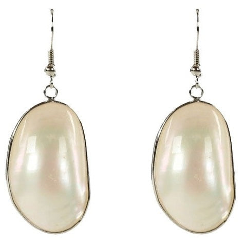 Witte schelpen oorbellen met sterling zilver (925) | Mother of Pearl