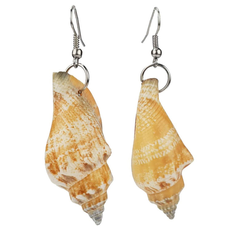 Schelpen oorbellen met crème kleurige schelp en sterling zilver (925) | Big Trumpet Shell