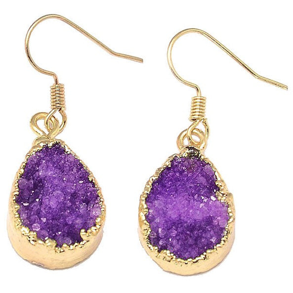 Paarse edelstenen oorbellen met kristallen en goud edelstaal | Golden Druzy Violet