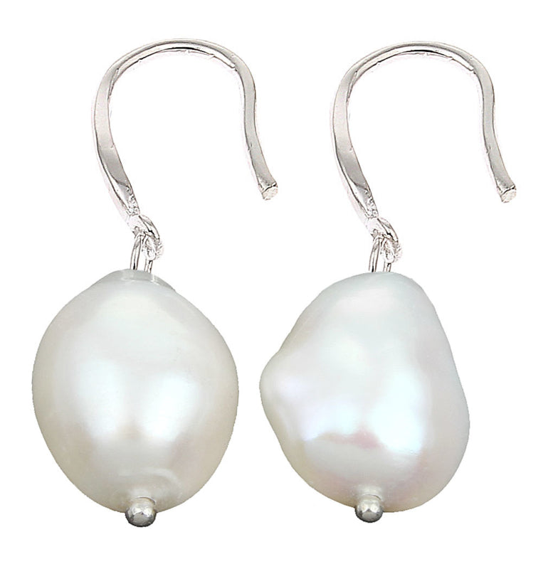 Witte zoetwater parel oorbellen met sterling zilver (925) | Drop Pearl White